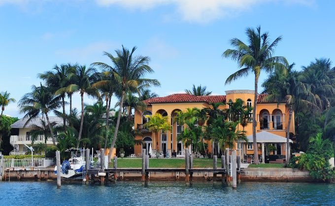White Sands, Smart Plans: Affordable Hotels Turks and Caicos for Discerning Travelers